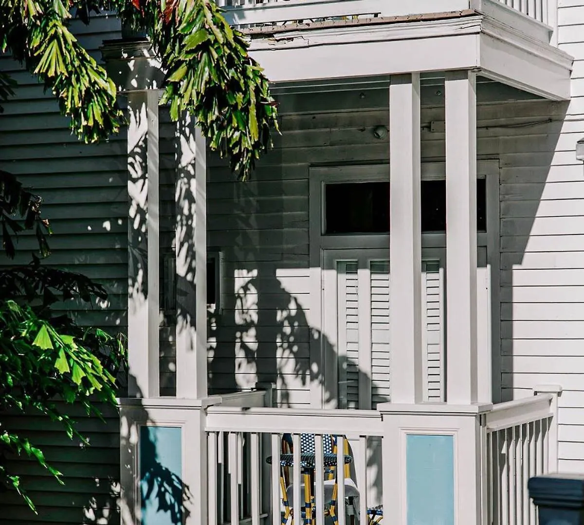 Classic King Balcony At The James House 키웨스트 여관